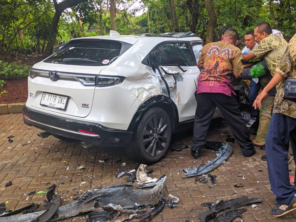 Kecelakaan Bus Kuning dan HRV di UI, Pengemudi Minibus Patah Kaki