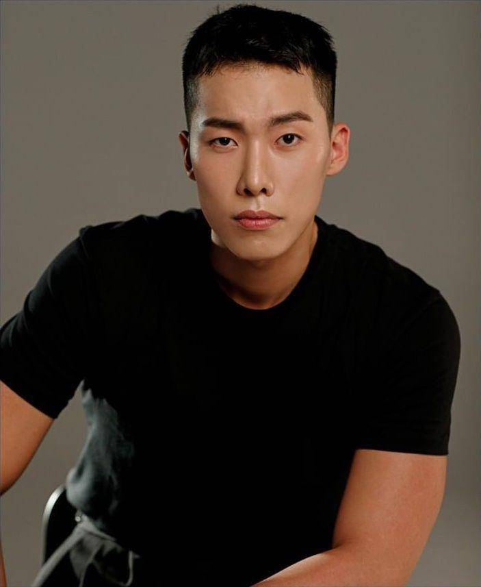 potret Hwang Sung Bin (instagram.com/paaawang)