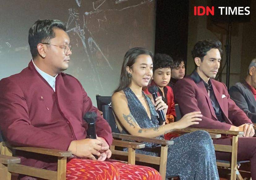 potret Carissa Perusset dalam press conference film Possession: Kerasukan di XXI Plaza Indonesia, Jumat (3/5/2024) (dok. IDN Times/Rani Asnurida)