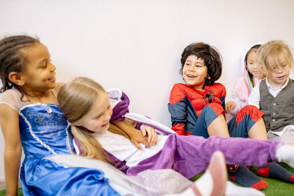 Pola asuh tepat membesarkan anak ekstrovert (Pexels.com/Yan Krukau)