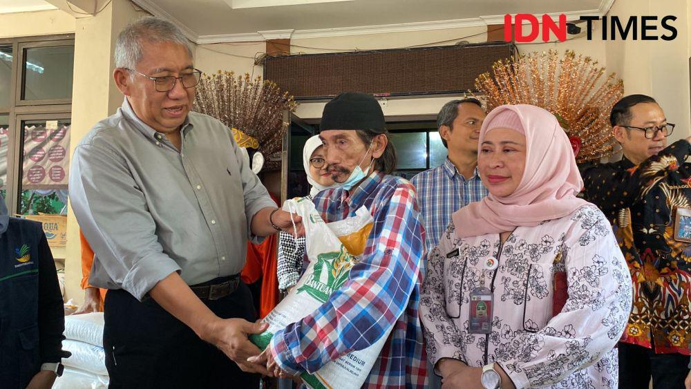 Bulog Guyur Bansos Beras buat 269 Ribu Keluarga di Jakarta