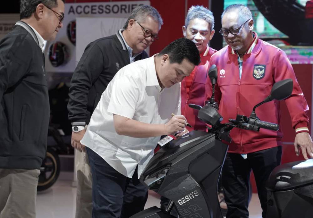 Menteri BUMN Erick Thohir saat peluncuran Gesits Garuda (gesitsmotors.com)