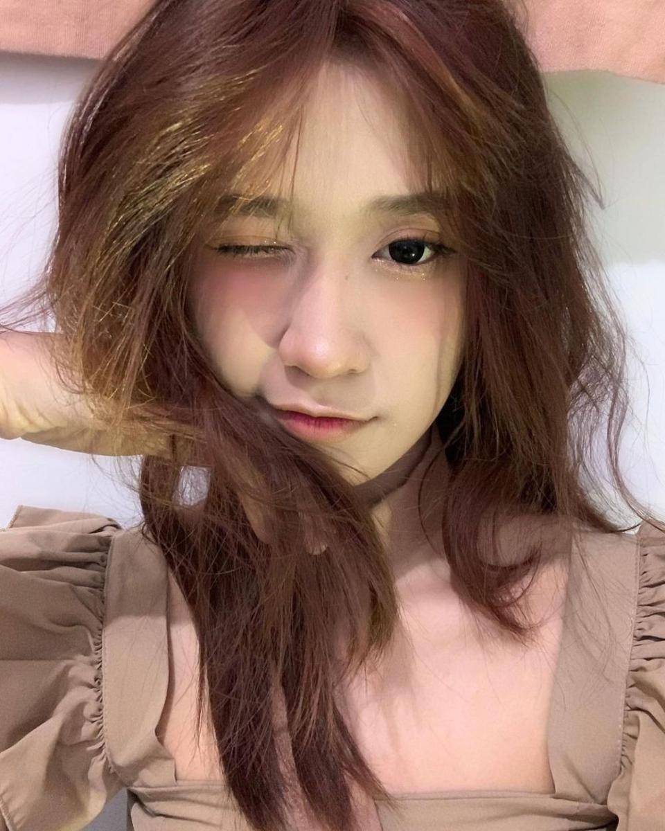 Ara (instagram.com/itszahranur)