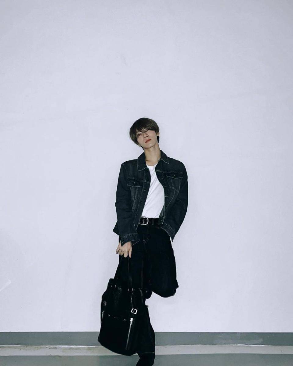 padu padan outer ala Ten WayV (instagram.com/tenlee_1001)