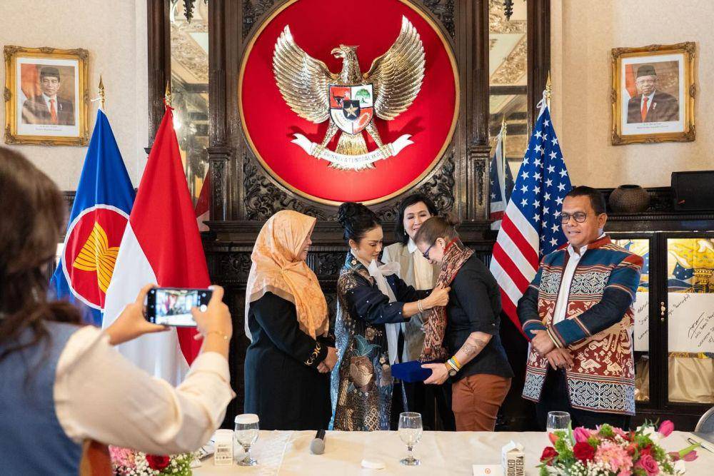 potret Kris Dayanti kunjungan kerja ke Amerika Serikat (instagram.com/krisdayantilemos)