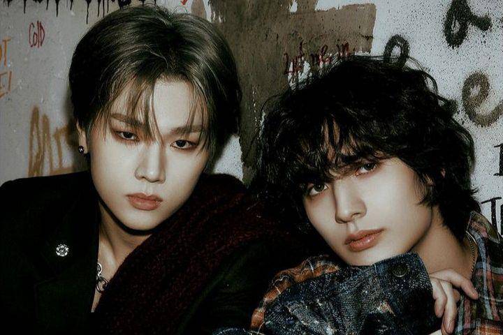 potret Jungsu dan Jooyeon Xdinary Heroes di 1st full album Troubleshooting (instagram.com/xdinaryheroes_official)