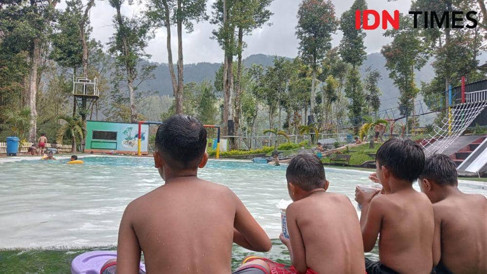 Kolam renang anak di Taman Wisata Genilangit desa Genilangit Kecamatan Poncol Kabupaten Magetan Jawa Timur. IDN Times/ Riyanto