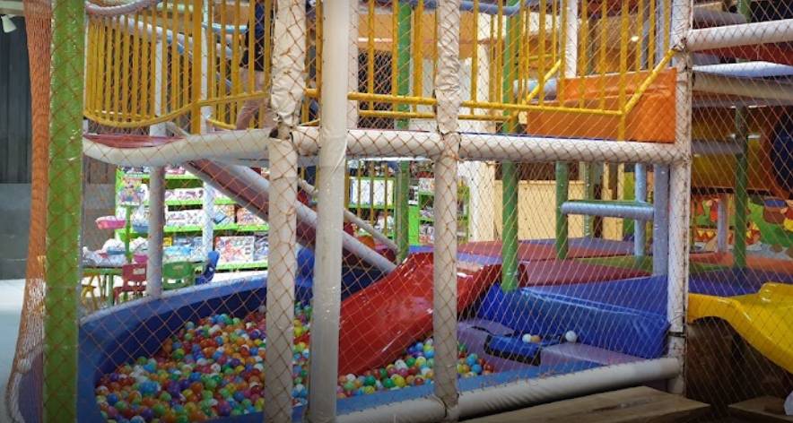 Madame Sari Playground (maps.app.gpp.gl/luddie hardono)