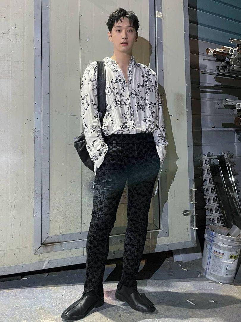 potret Chansung 2PM (instagram.com/hwang_chan222)