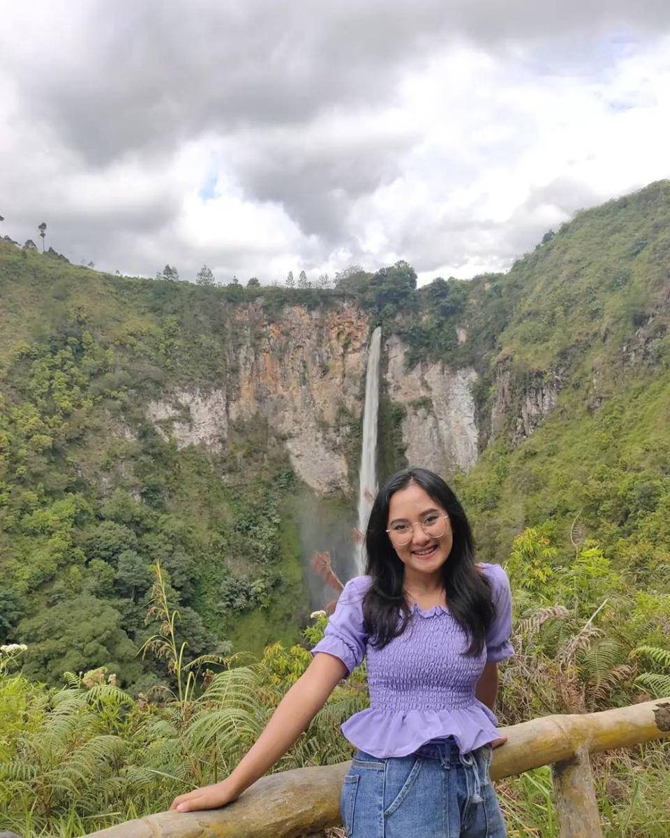 Air Terjun Sipiso Piso (instagram.com/__nandekaro__)
