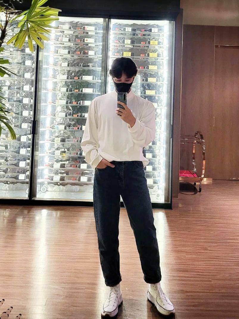 potret Chansung 2PM (instagram.com/hwang_chan222)