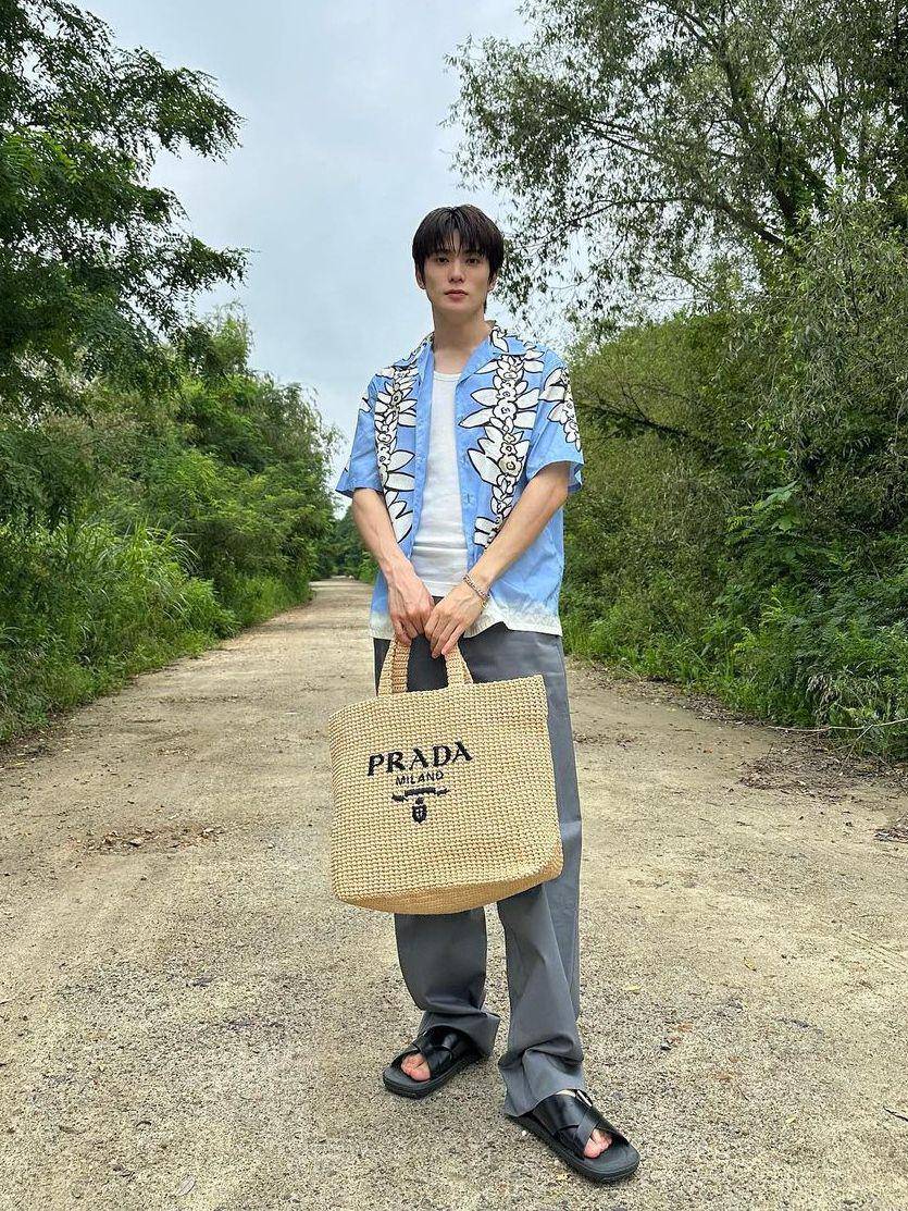 potret Jaehyun NCT (instagram.com/_jeongjaehyun)