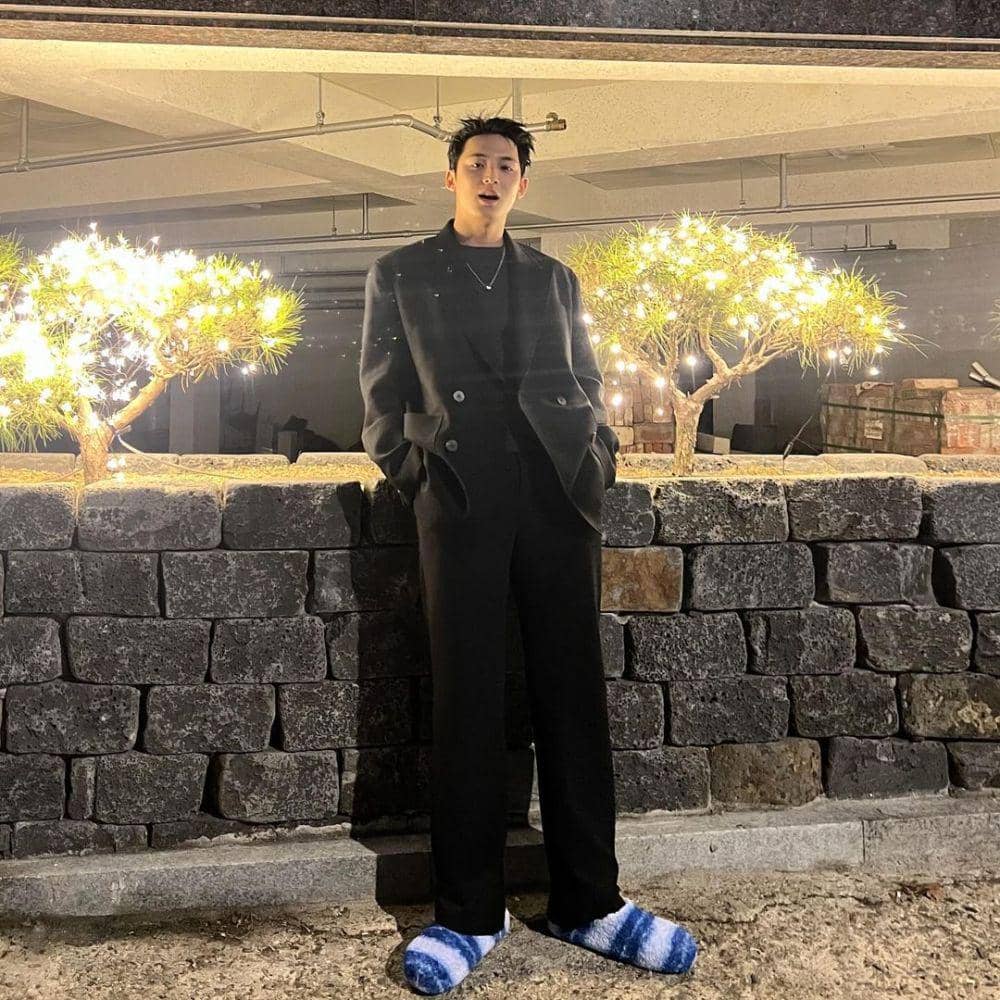 OOTD cowok mamba ala Mingyu SEVENTEEN (instagram.com/min9yu_k)