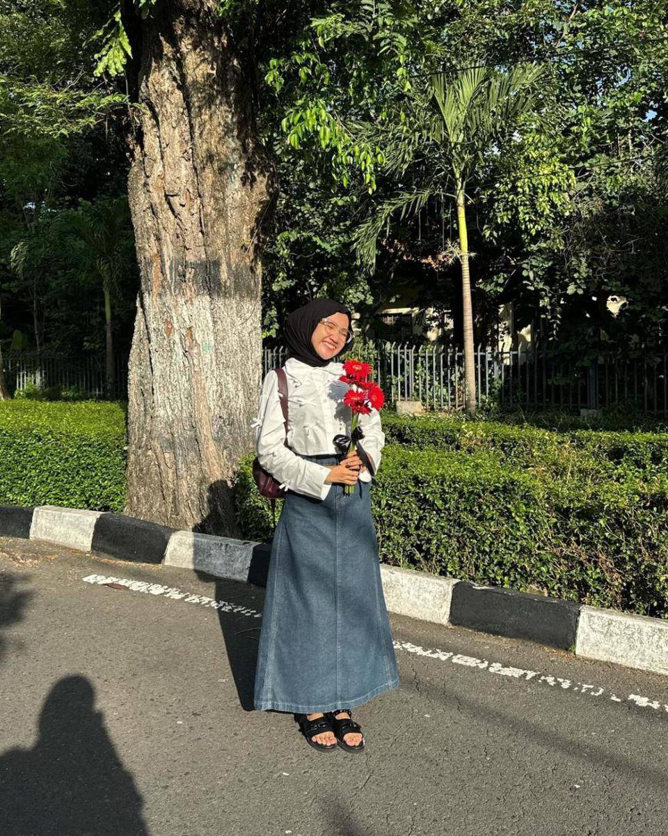 Khaila Dian (instagram.com/khailakk_)