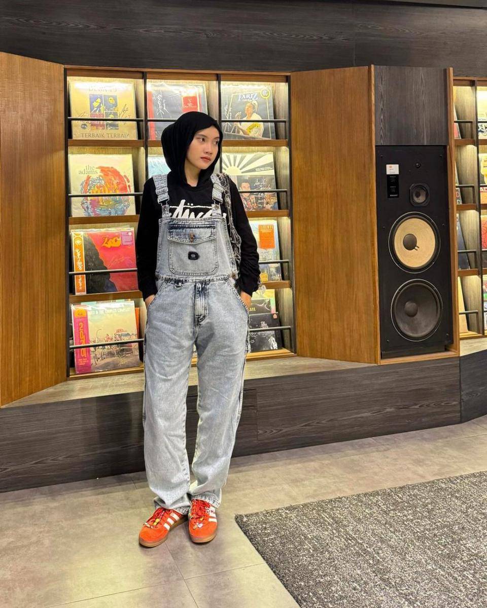 Khaila Dian (instagram.com/khailakk_)