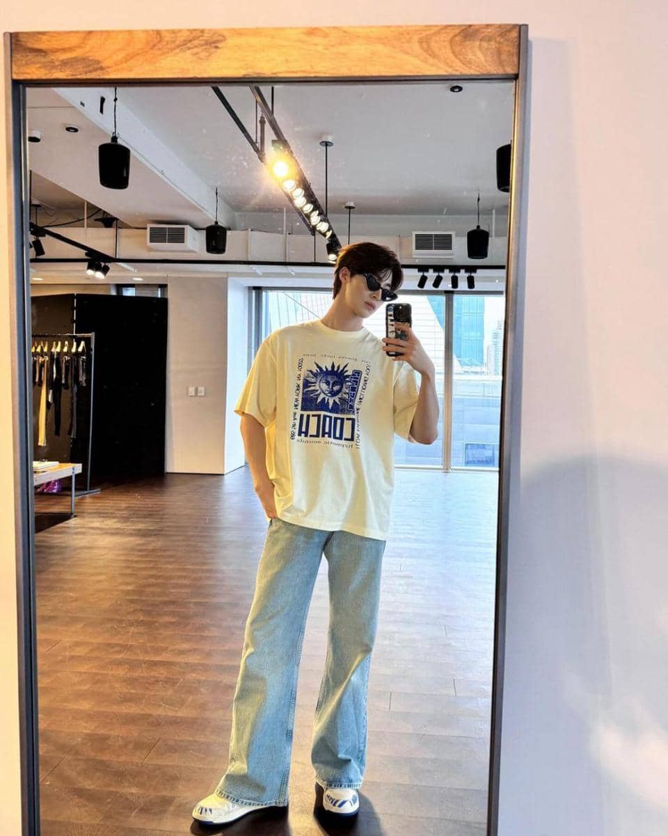 Blue Pongtiwat (instagram.com/blue_pongtiwat)