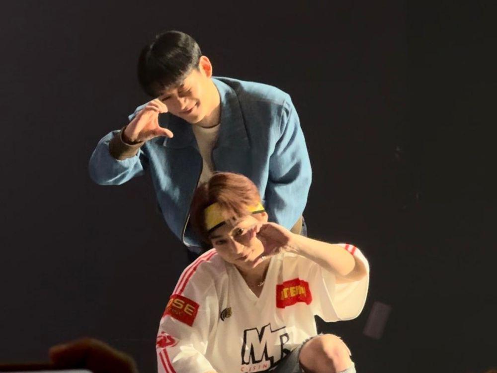 Xiumin Kepanasan, Chen Nyanyi Diiringi EXO-L di Saranghaeyo Indonesia