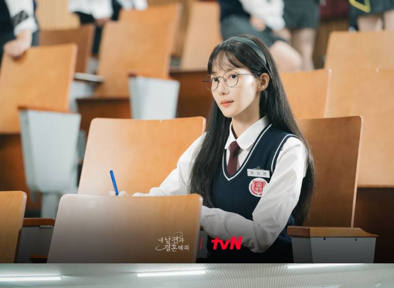 Park Min Young di drama Marry My Husband (Dok. tvN/Marry My Husband)