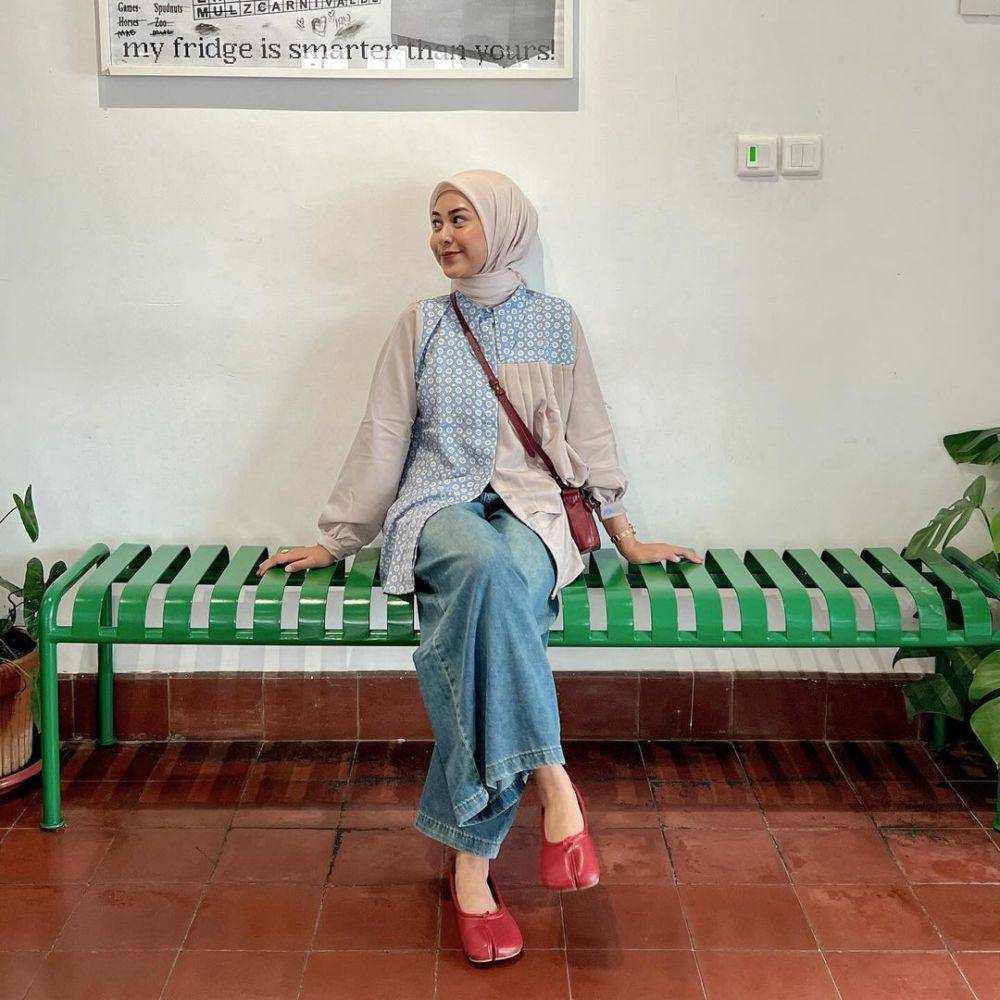 smart casual outfit ala Dianty Annisa (instagram.com/diantyy.a)