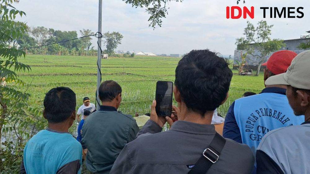 Seorang buruh tani di desa Tawun kecamatan Kasreman Ngawi ditemukan tewas tersengat jebakan tikus beraliran listrik. IDN Times/ Riyanto