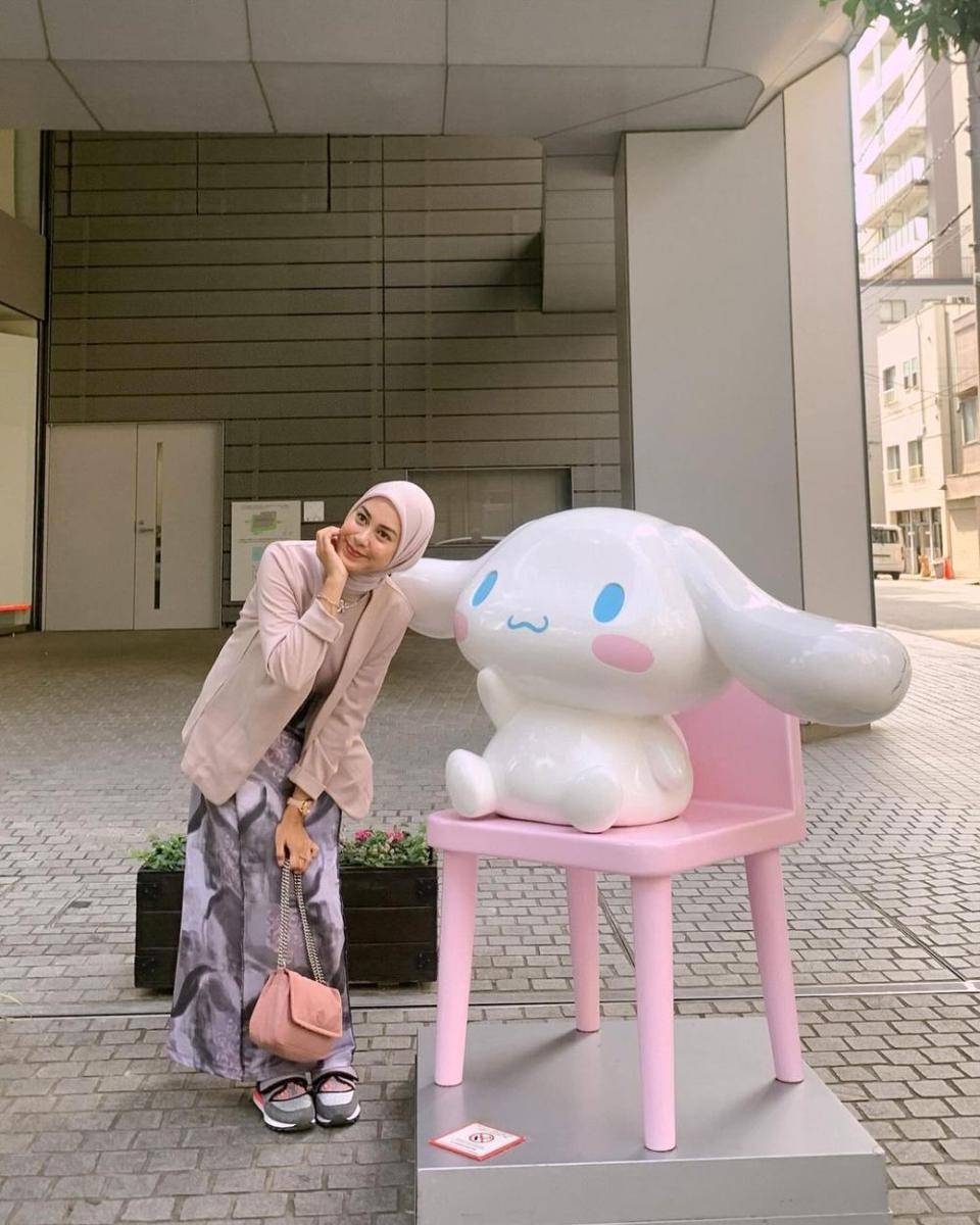smart casual outfit ala Dianty Annisa (instagram.com/diantyy.a)