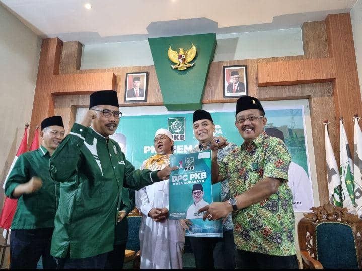 Setelah PDIP, Eri-Armuji Daftar Bacawali ke PKB Surabaya