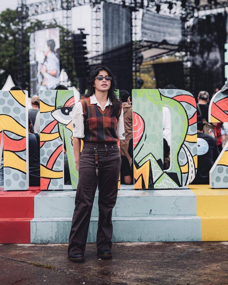 OOTD Sintya Marisca (instagram.com/sintyamarisca)
