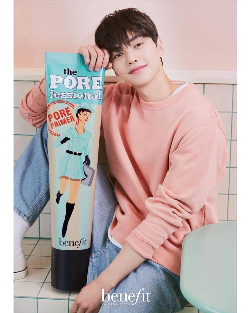 potret Song Kang (instagram.com/songkang_b)