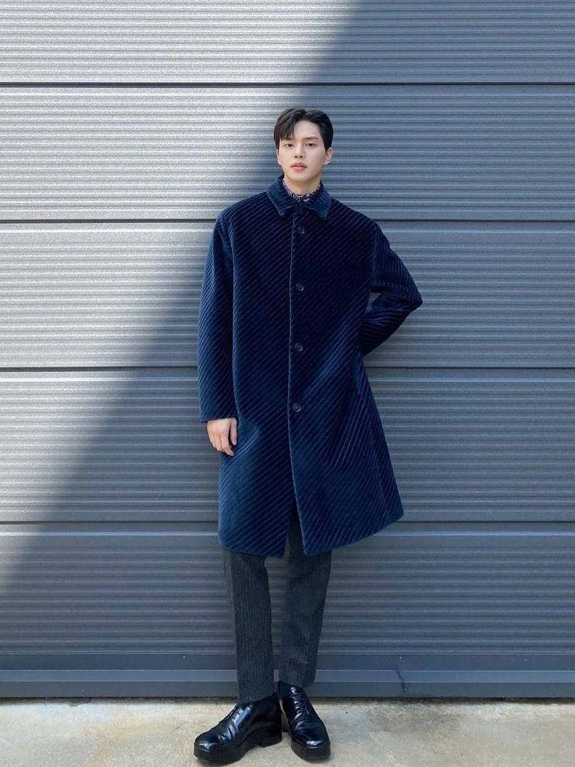 potret Song Kang (instagram.com/songkang_b)