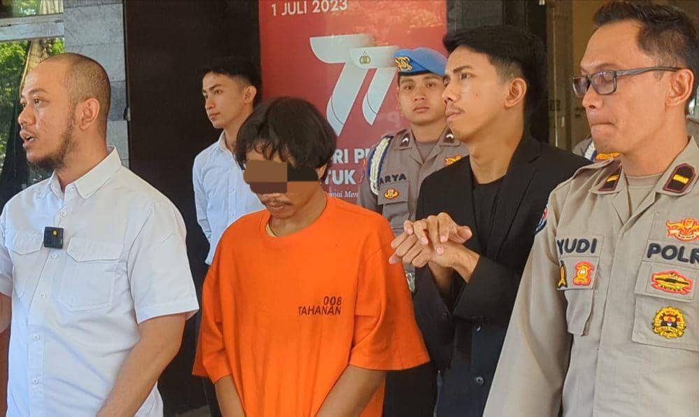 Konferensi pers kasus konten pornografi anak di Malang. (IDN Times/Rizal Adhi Pratama)
