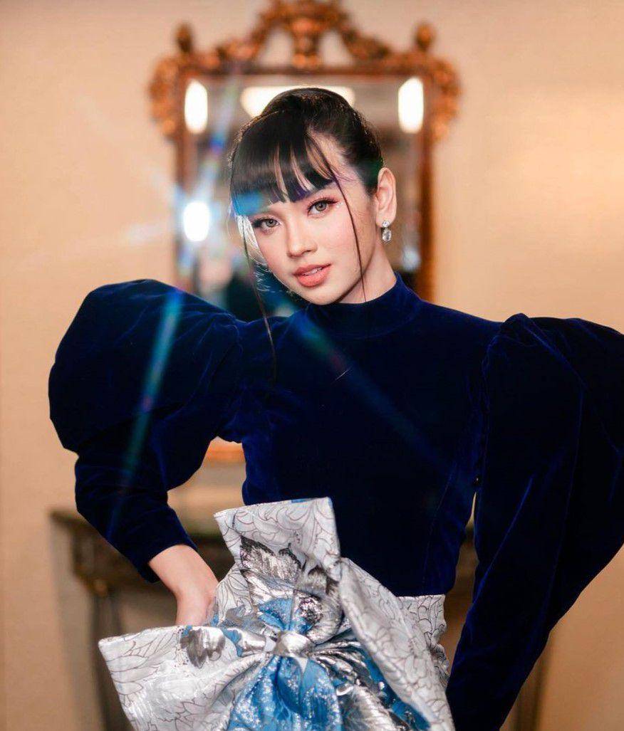 gaya rambut berponi ala Lyodra Ginting (instagram.com/lyodraofficial)