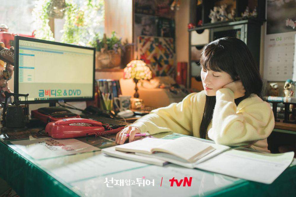 Still cut Lovely Runner (Instagram.com/tvn_drama)