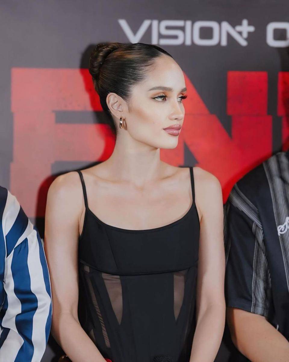 potret Cinta Laura Kiehl di press conference series Dendam (instagram.com/claurakiehl)