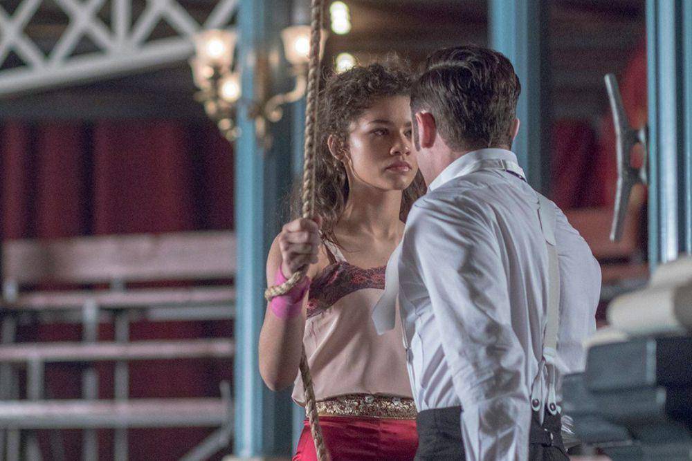 cuplikan adegan yang diperankan Zendaya dan Zac Efron dalam The Greatest Showman (dok. Laurence Mark Productions/The Greatest Showman)