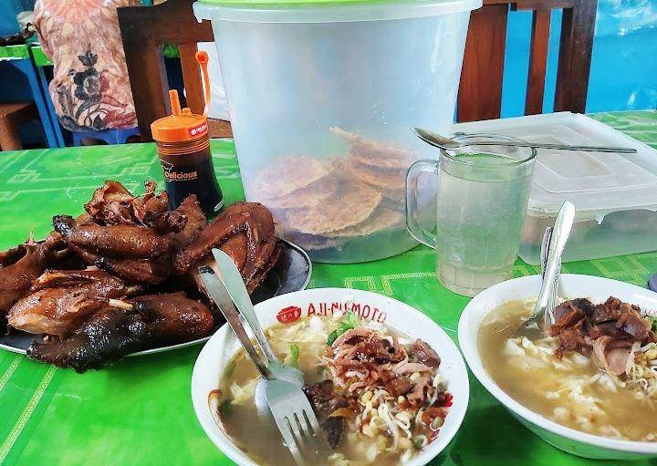 Soto Bebek dan Bebek Goreng Bu Heri Wedi, Klaten (google.com/maps/Ronny Kurniawan)