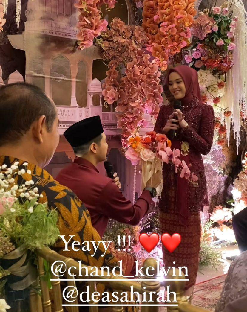 potret lamaran Chand Kelvin (Instagram.com/aditsur88)