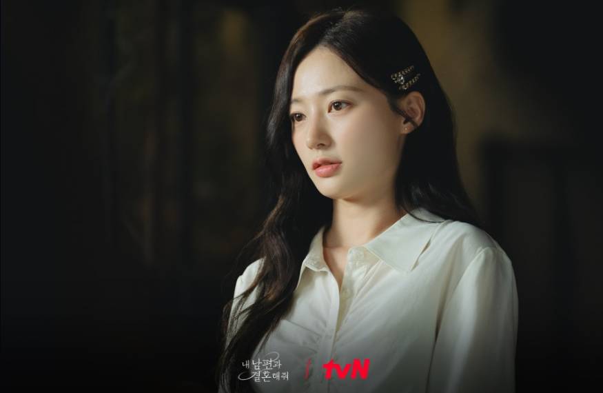 Song Ha Yoon di drama Marry My Husband (Dok. tvN/Marry My Husband)
