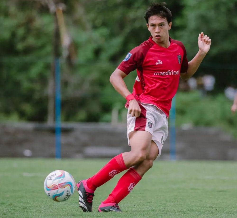 Maouri Simon saat latihan bersama Bali United. (Instagram.com/maourisimon)