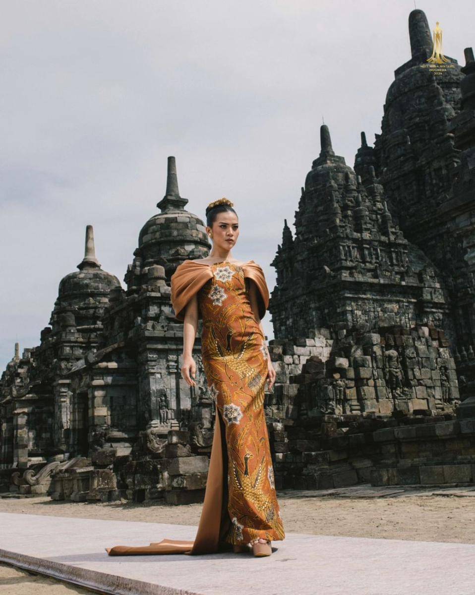 Potret Finalis MMBI 2024 dari Jawa Saat Fashion Show di Candi Sewu (Instagram.com/yayasanduniamegabintang)