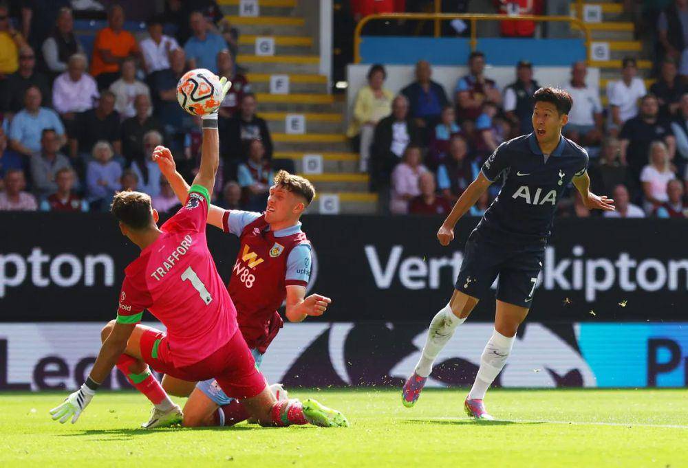 Tottenham Hotspur melawan Burnley di Premier League 2023/2024. (premierleague.com)