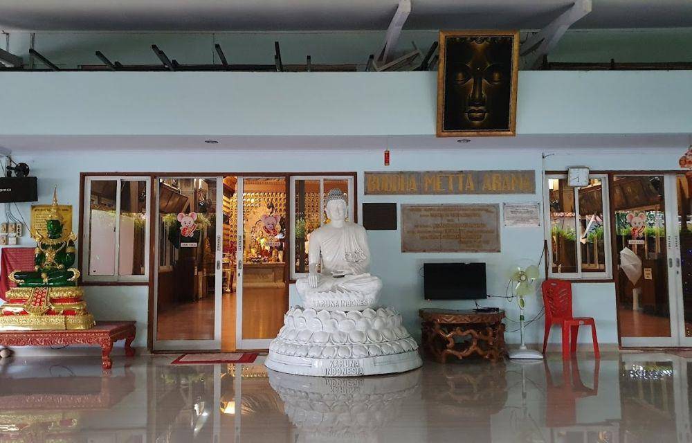 Vihara Buddha Metta Arama, Jakarta (google.com/xegayayoon)