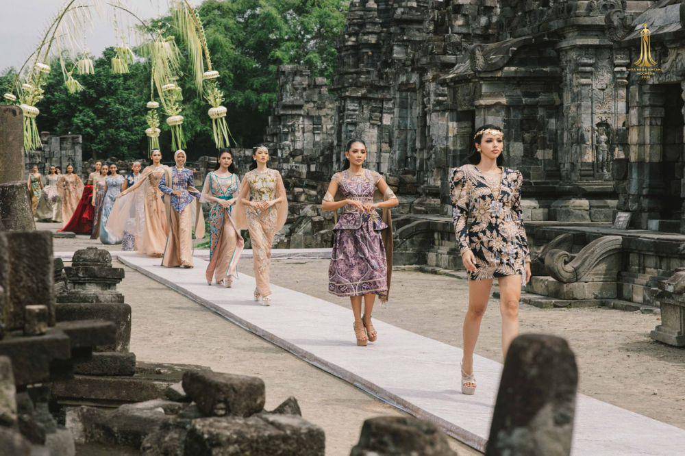 Koleksi Masion Baaz di Culture Parade Fashion Show Miss Mega Bintang Indonesia 2024 (dok. Mega Bintang Indonesia)