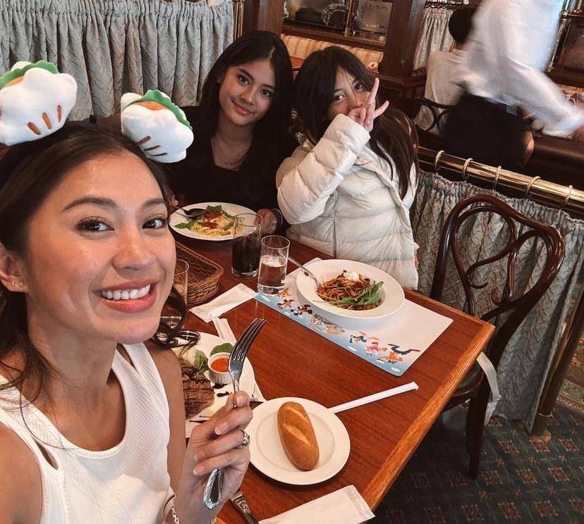 potret Tyna Dwi Jayanti bersama dua anaknya (instagram.com/tynadwijayanti)