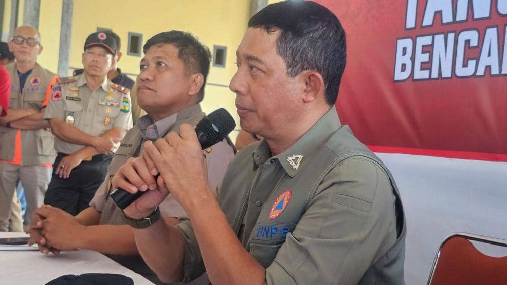 Kepala Badan Nasional Penanggulangan Bencana (BNPB), Letjen TNI Suharyanto di Lapangan Andi Djemma, Kabupaten Luwu, Sulawesi Selatan, Selasa (7/5/2024)/Istimewa