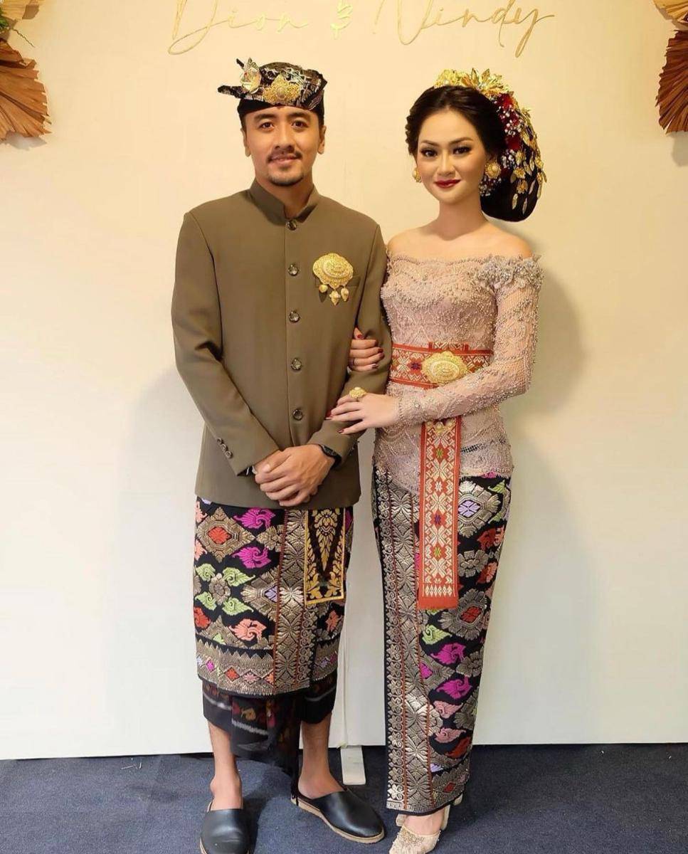 kebaya Bali yang mewah (instagram.com/nindypricilia)