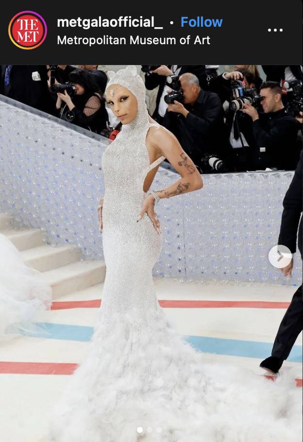 Penampilan artis di Met Gala. (instagram.com/metgalaofficial_)