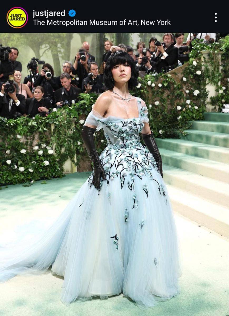 Sydney Sweeney di Met Gala 2024 (instagram.com/justjared)