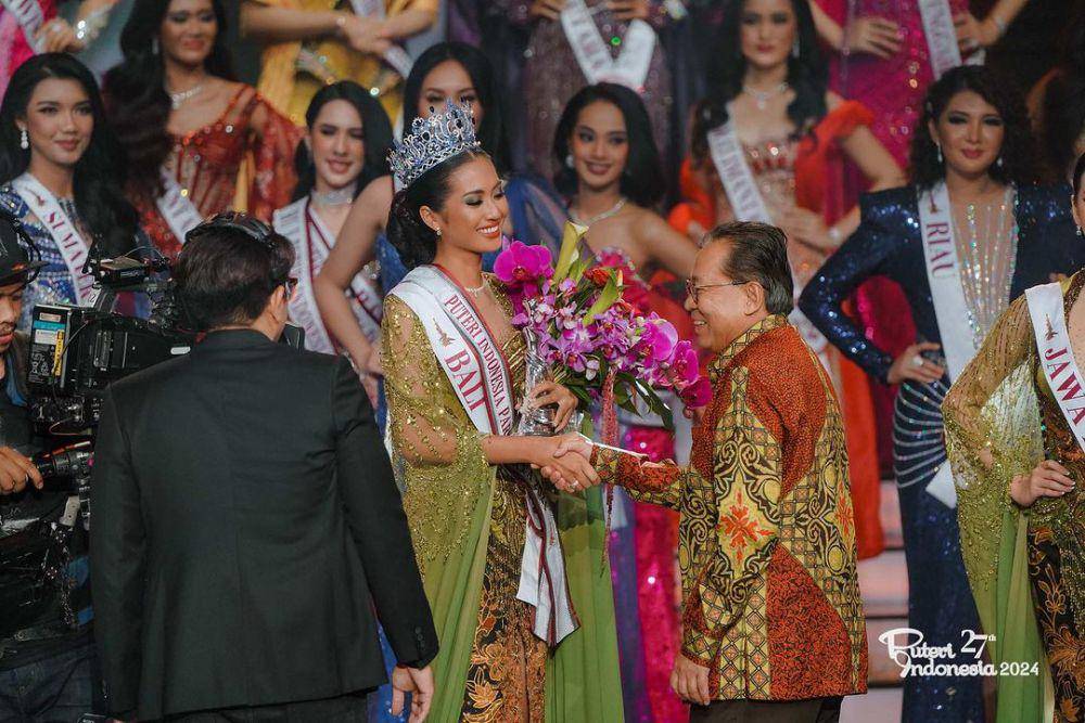 Potret Ketut Pertama Juliastrid, Puteri Indonesia Pariwisata 2024  (Instagram.com/officialputeriindonesia)