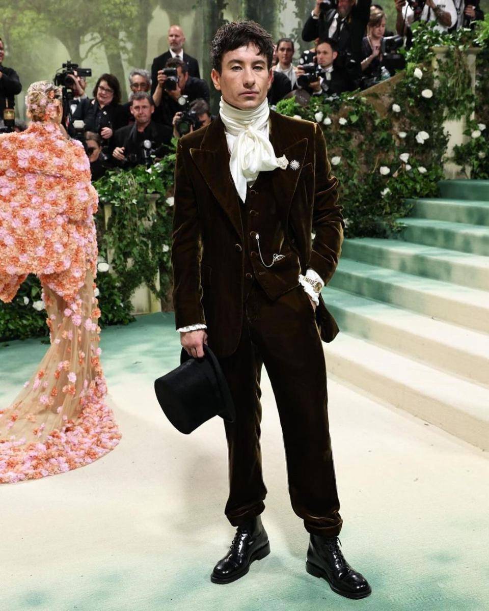 Barry Keoghan di Met Gala 2024 (instagram.com/art8amby)