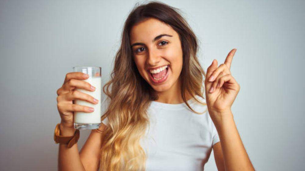 Memiliki tubuh ideal menjadi dambaan setiap orang, maka dari itu jika kamu punya tubuh kurus, segera minum susu penambah berat badan terbaik (Pexels.com)